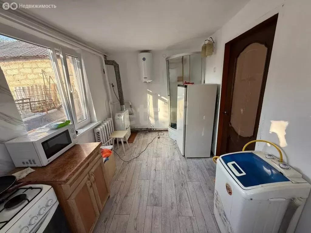 Дом в Симферополь, Общественная улица (106.8 м) - Фото 1