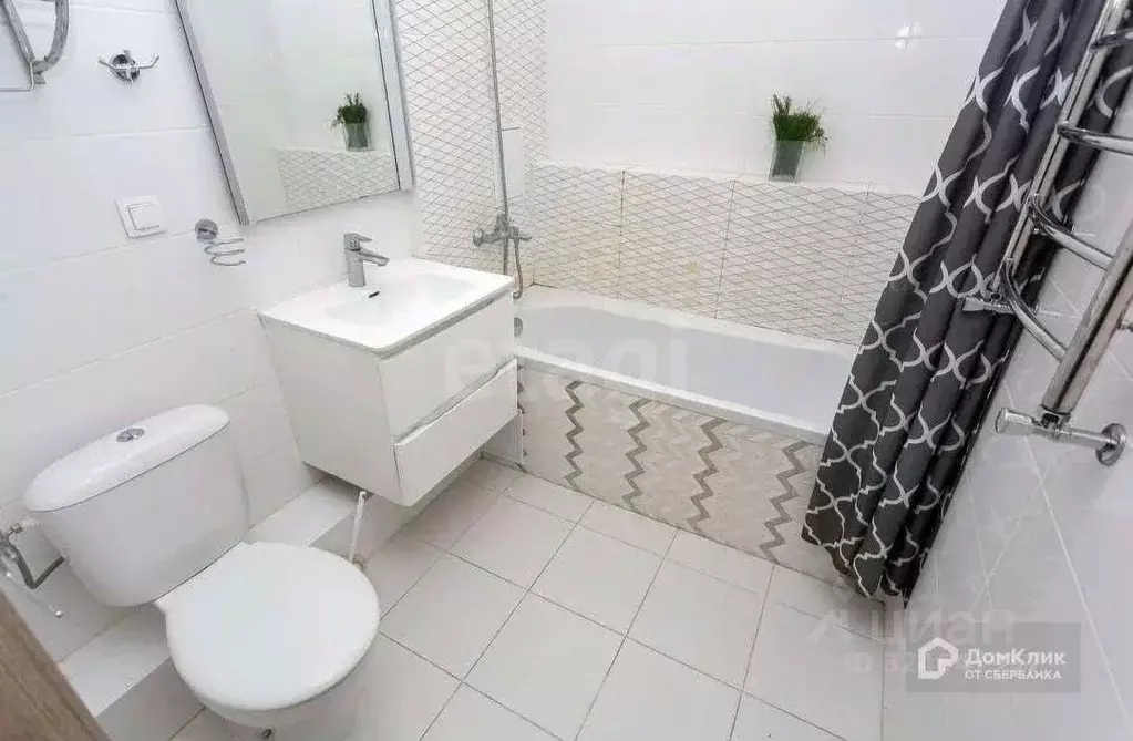 3-к кв. Калининградская область, Калининград Печатная ул., 21В (77.3 ... - Фото 0