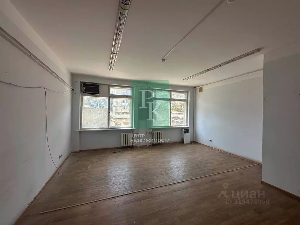 Офис в Севастополь ул. Кулакова, 58 (262 м) - Фото 1