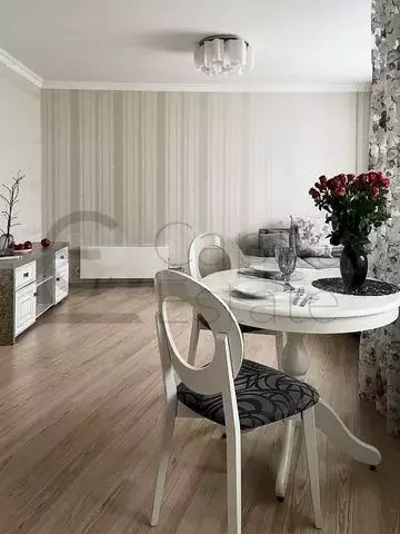 2-к. квартира, 55 м, 13/17 эт. - Фото 0