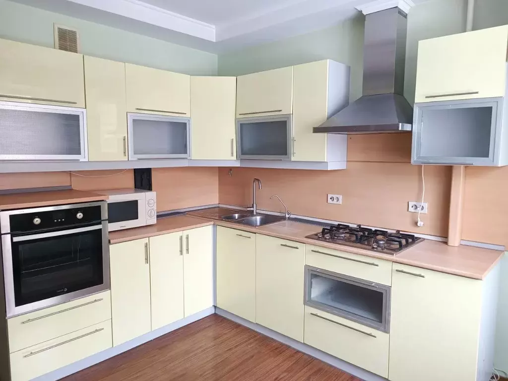 3-к кв. Челябинская область, Челябинск ул. Академика Королева, 26 ... - Фото 0