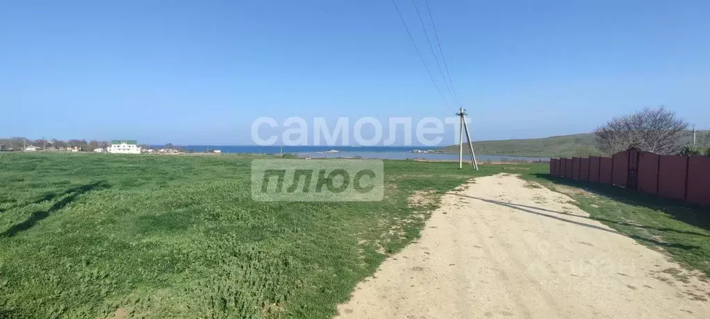 Участок в Крым, Ленинский район, Заветненское с/пос, с. Заветное ул. ... - Фото 2