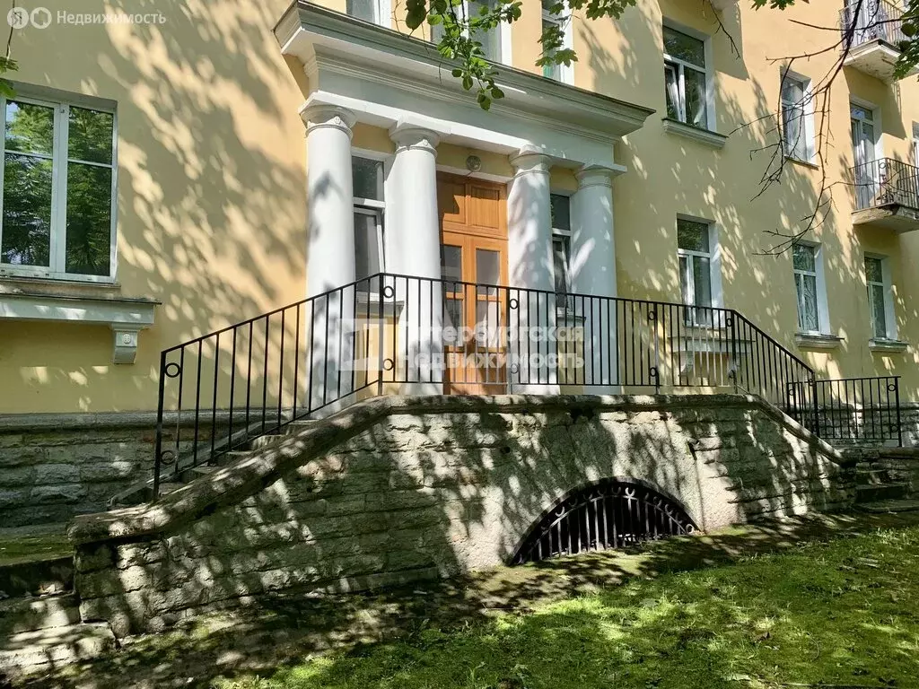 3к в 14-комнатной квартире (10.9 м) - Фото 0