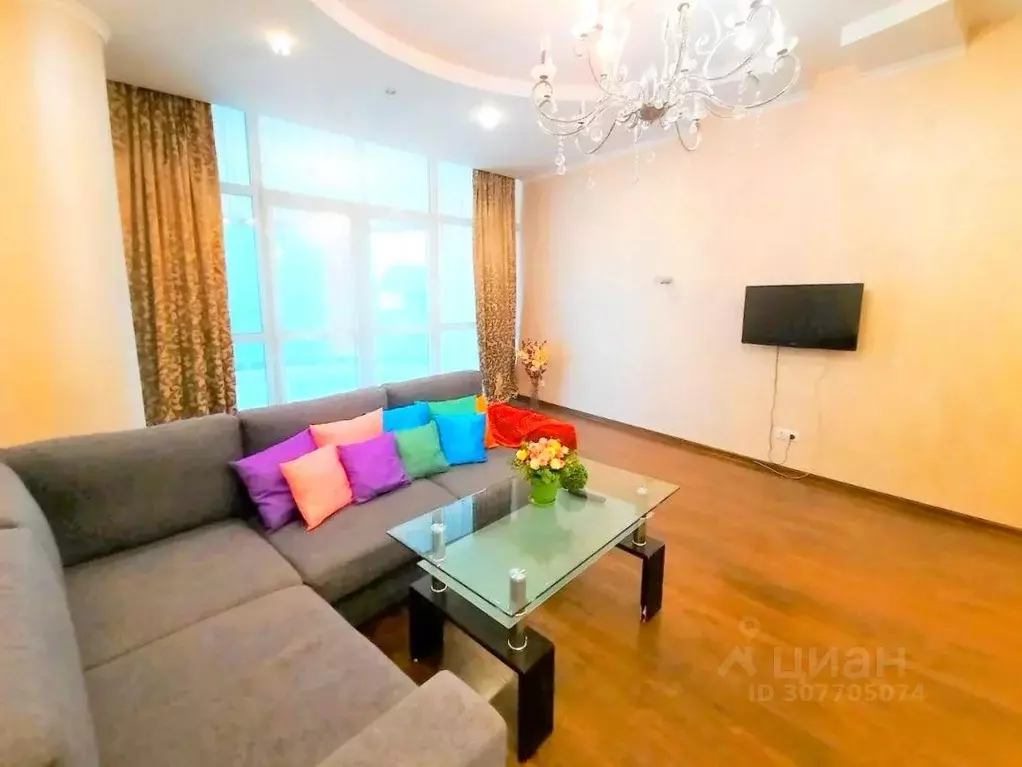 Квартира, 2 комнаты, 93 м - Фото 1