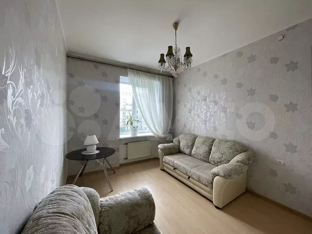 Комната 14 м в 2-к., 7/7 эт. - Фото 0