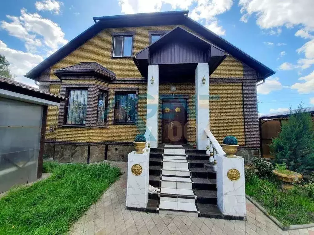 Дом в Белгородская область, Белгород ул. Константина Заслонова (398 м) - Фото 0