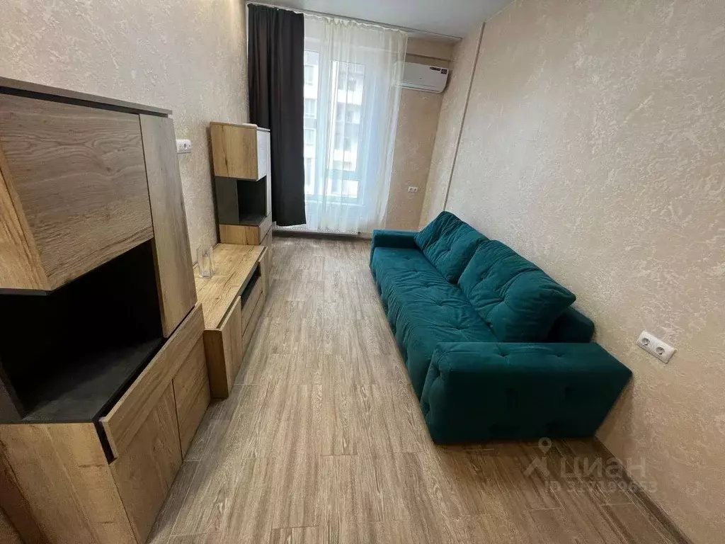 2-к кв. Крым, Симферополь ул. Воровского, 24А (55.0 м) - Фото 0