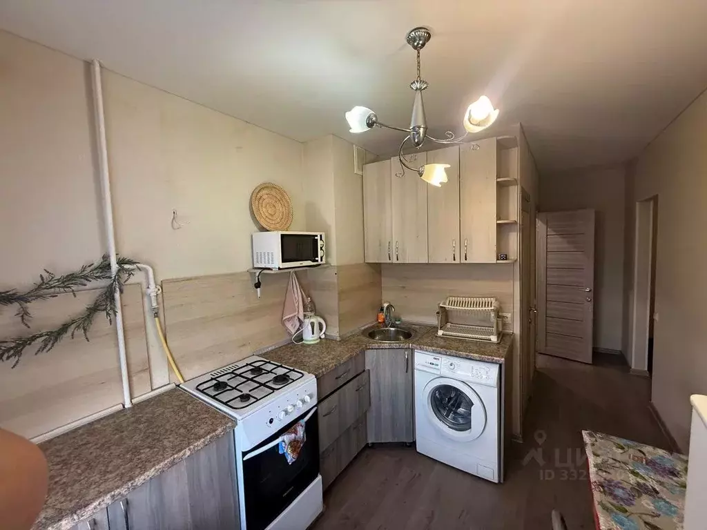 2-к кв. Крым, Симферополь ул. Железнодорожная, 12 (50.0 м) - Фото 1