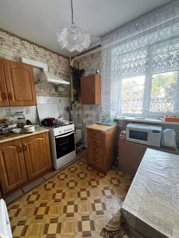 2-к кв. Крым, Черноморское пгт ул. Кирова, 77 (44.0 м) - Фото 1