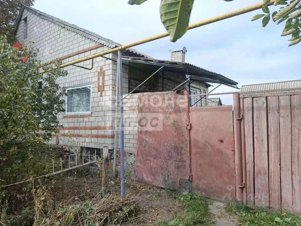 Дом в Курская область, Октябрьский район, Большедолженковский ... - Фото 2