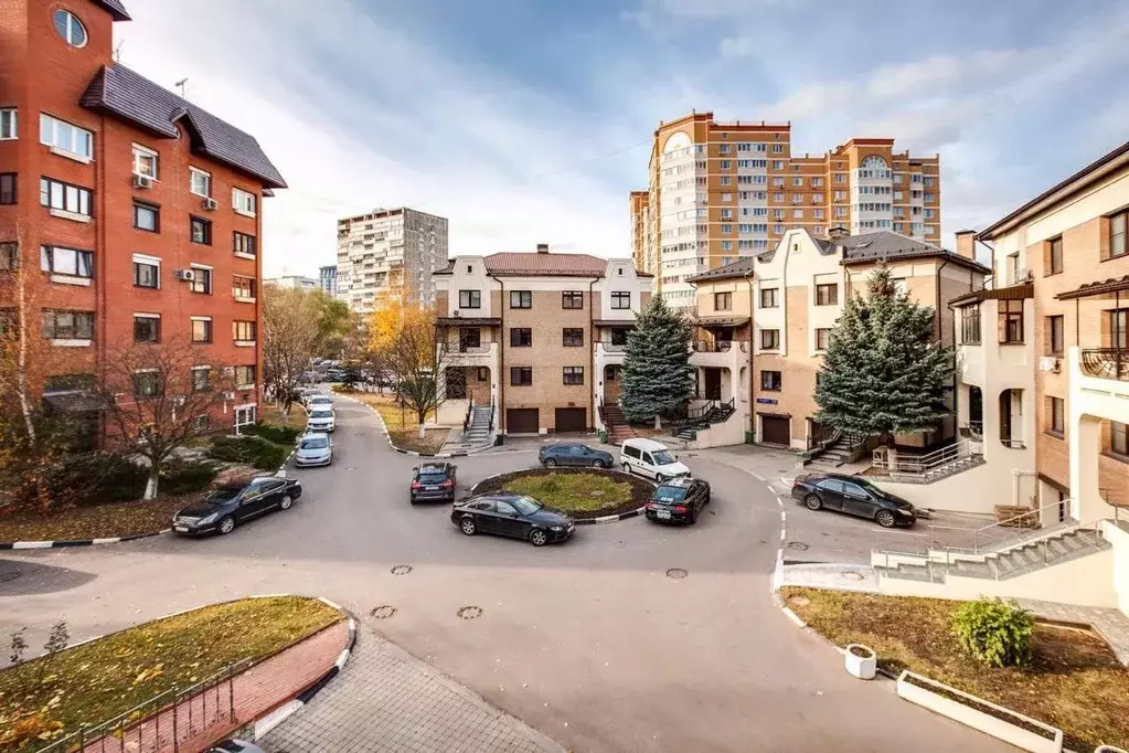 6-к кв. Москва Нежинская ул., 14К7 (332.0 м) - Фото 1