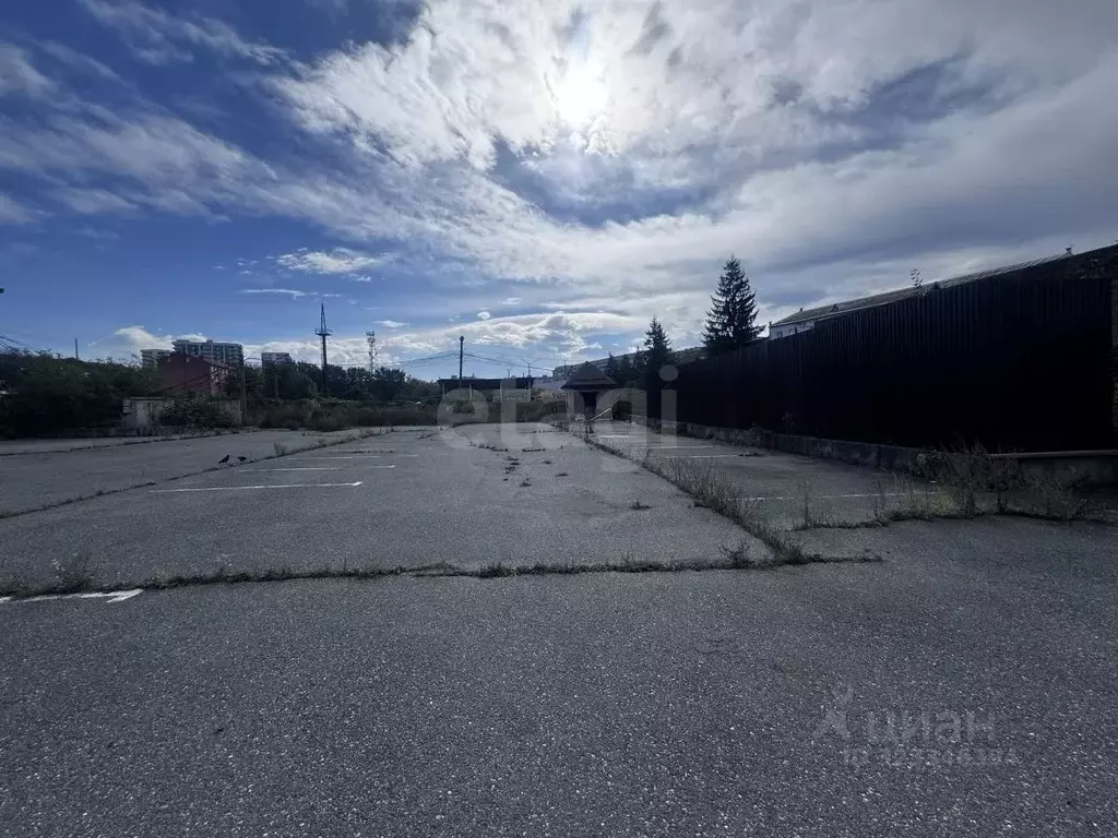 Торговая площадь в Северная Осетия, Владикавказ ул. Дзержинского, 74 ... - Фото 2