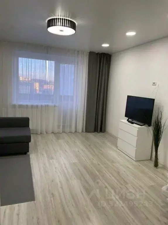 1-к кв. Челябинская область, Миасс ул. 8 Июля, 22 (42.0 м) - Фото 2