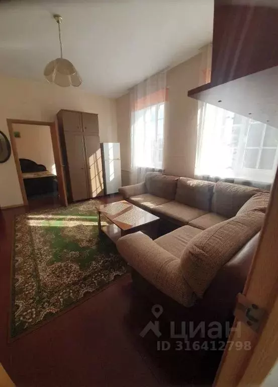 Комната Калининградская область, Славск Советская ул., 30 - Фото 1