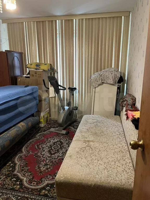 Комната 10 м в 3-к., 1/9 эт. - Фото 0