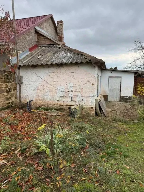 1-к кв. Крым, Сакский район, Митяевское с/пос, с. Шелковичное ул. ... - Фото 1