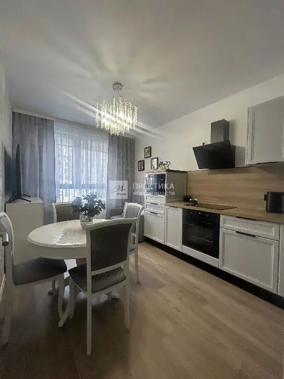 Продается 2-комнатная квартира - Фото 1