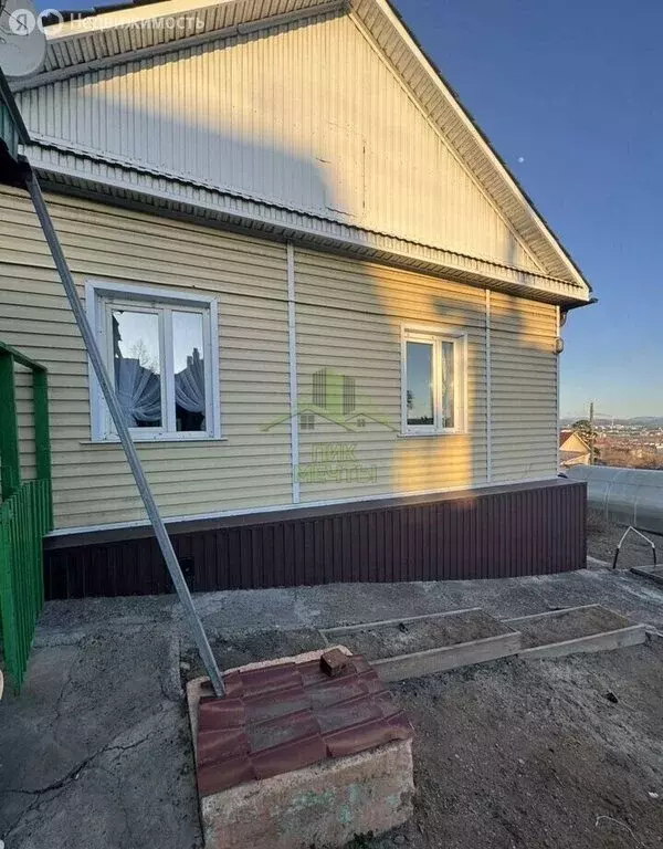 4-комнатная квартира: Улан-Удэ, улица Шишкина, 46 (49.6 м) - Фото 1