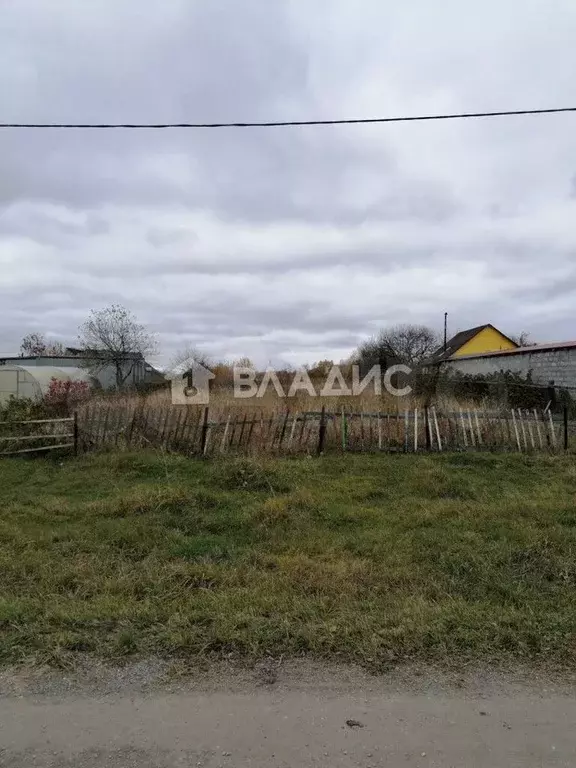 Участок 15 сот. (личное подсобное хозяйство (лпх)) - Фото 0