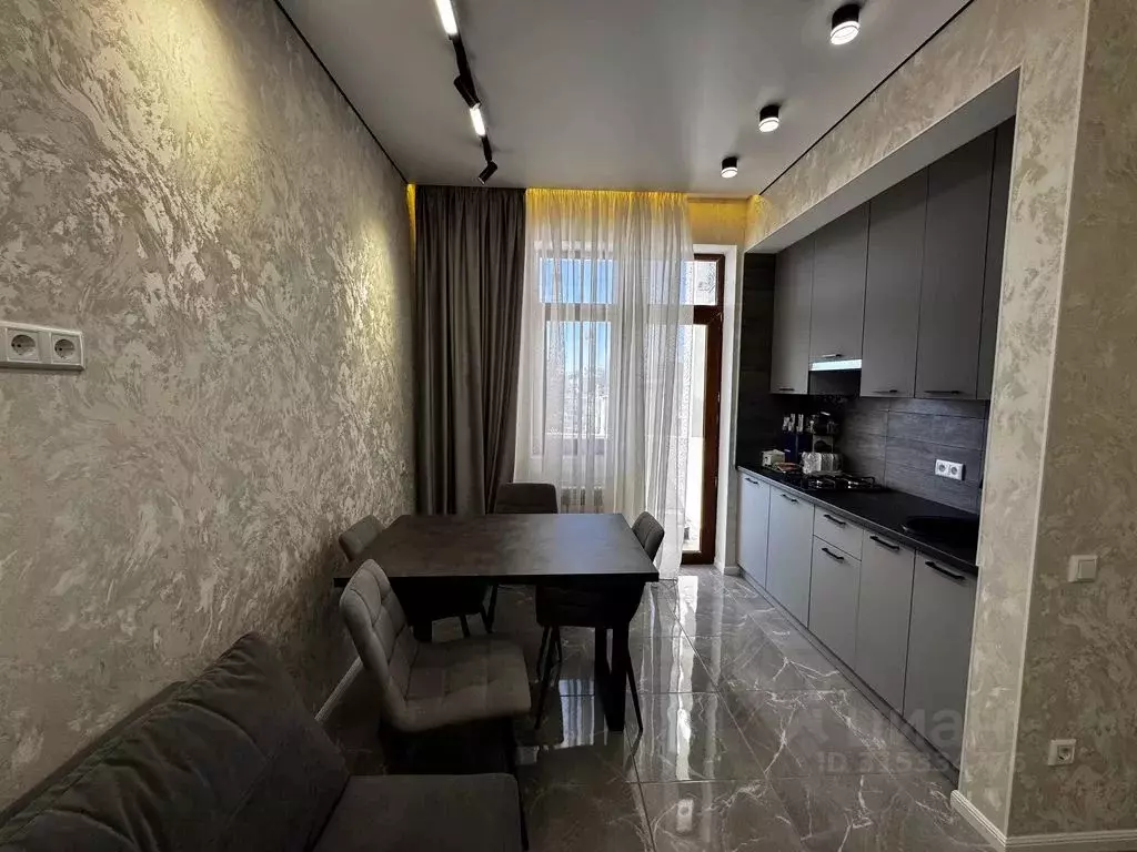 2-к кв. Ставропольский край, Пятигорск ул. Власова, 31 (85.0 м) - Фото 1