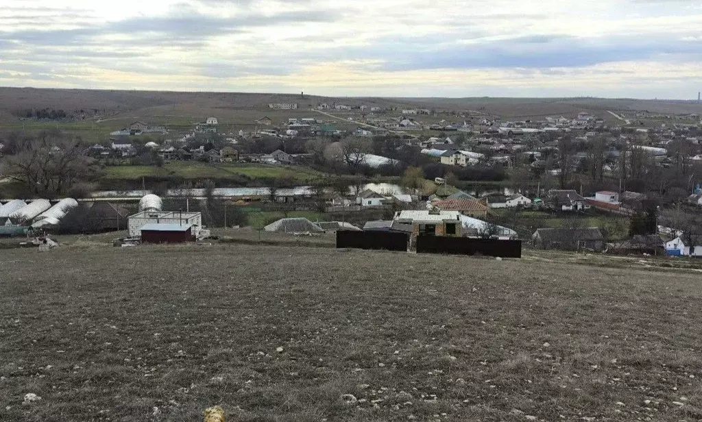 Участок в Крым, Симферопольский район, с. Урожайное ул. Таврическая ... - Фото 1