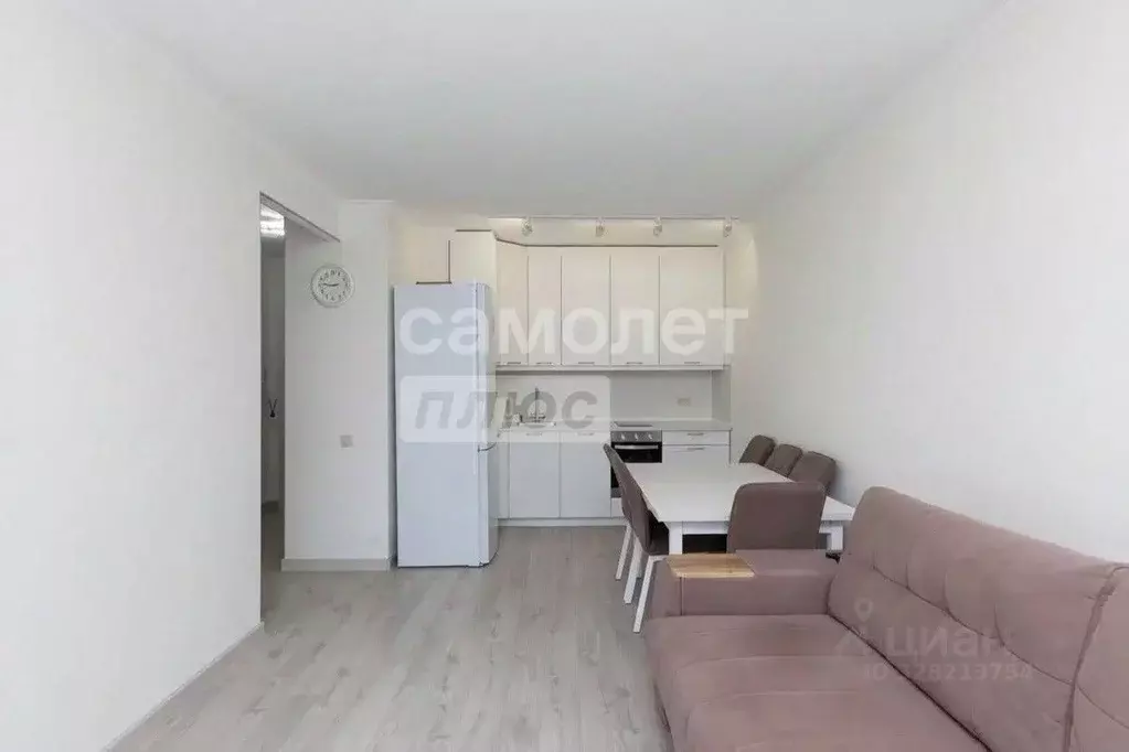 1-к кв. Тюменская область, Тюмень ул. Стройотрядовская, 6 (39.6 м) - Фото 2