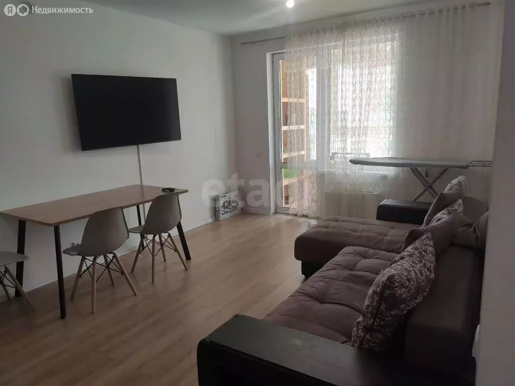 2-комнатная квартира: Калуга, улица 65 лет Победы, 23 (66.1 м) - Фото 1