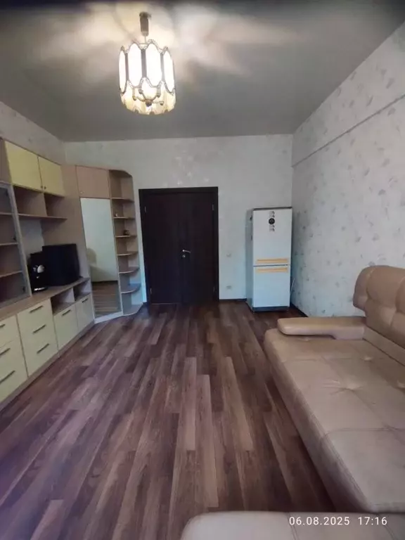 Продается комната в 3-комнатной квартире - Фото 1