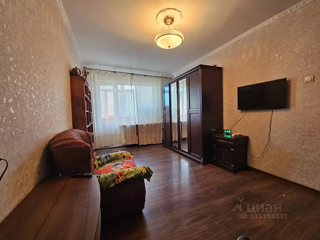 2-к кв. Крым, Симферополь ул. Героев Сталинграда, 17 (50.0 м) - Фото 1