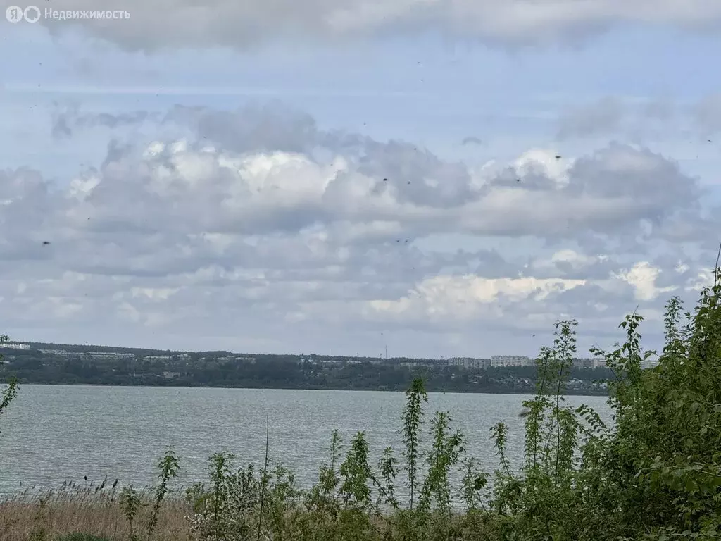 Дом в Копейский городской округ, село Синеглазово, Шоссейная улица, 68 ... - Фото 0