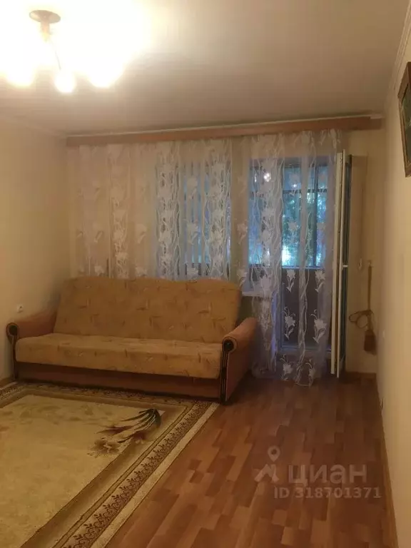2-к кв. Саратовская область, Саратов Кавказская ул., 30а (54.0 м) - Фото 0