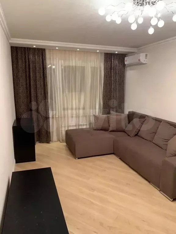 1-к. квартира, 36 м, 1/9 эт. - Фото 1