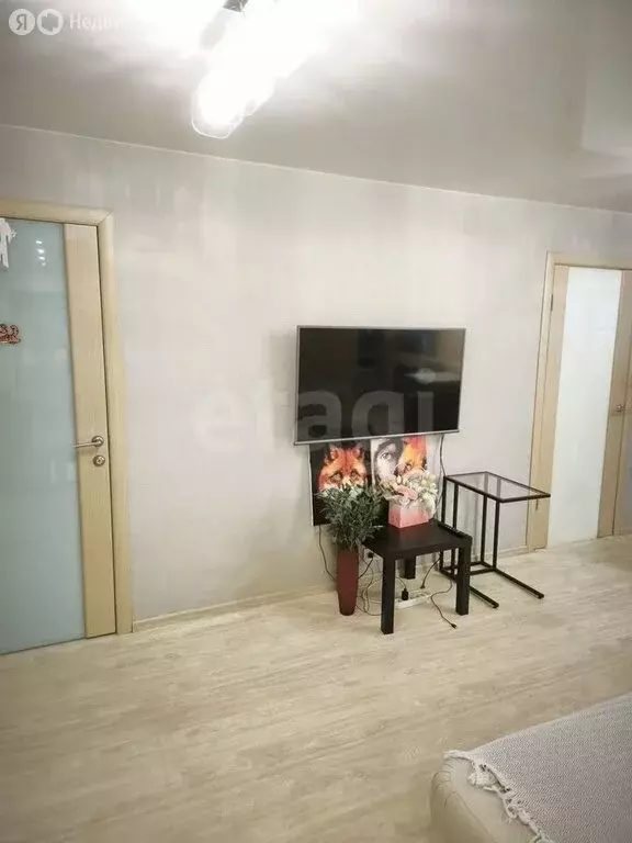 3-комнатная квартира: Нижний Новгород, улица Заломова, 4 (56.5 м) - Фото 2