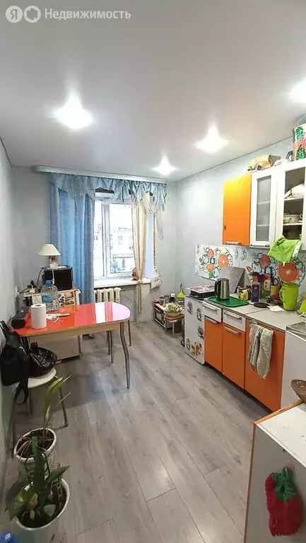 3-комнатная квартира: Вологодский муниципальный округ, посёлок ... - Фото 1