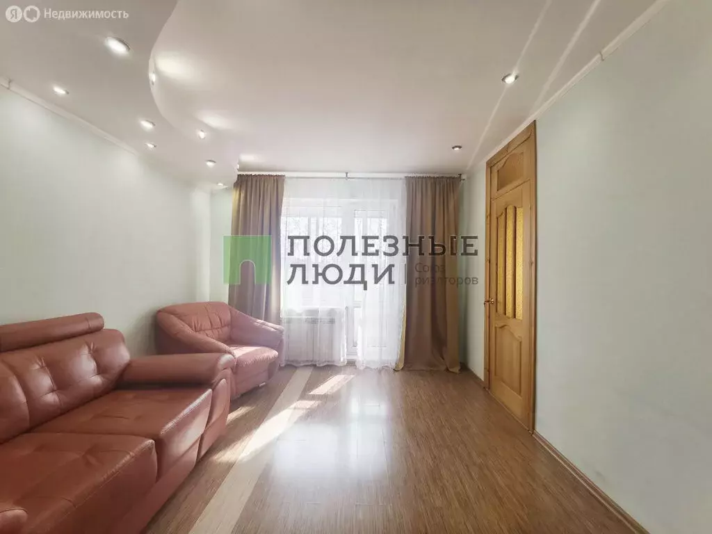 3-комнатная квартира: Сызрань, улица Лазо, 26 (58 м) - Фото 1