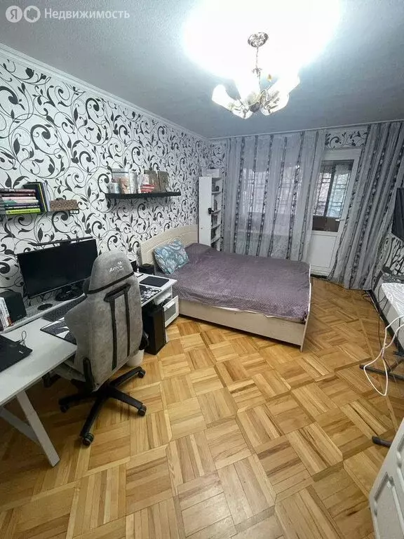 3-комнатная квартира: Ростов-на-Дону, микрорайон Северный, улица ... - Фото 0
