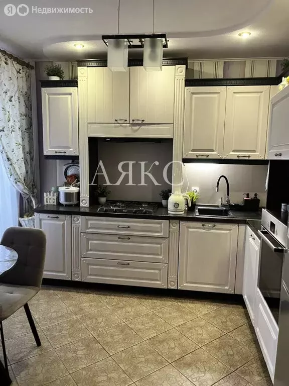 3-комнатная квартира: Ишимбай, проспект Ленина, 2 (60.4 м) - Фото 1