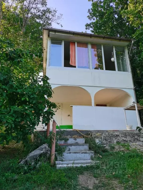 Дом в Крым, Алушта муниципальный округ, пос. Розовый ул. Ароматная (84 ... - Фото 1