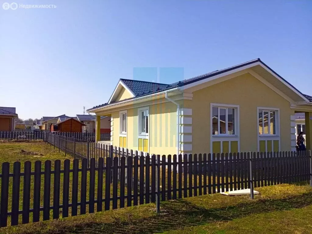 Дом в Московская область, городской округ Домодедово, деревня Голубино ... - Фото 0