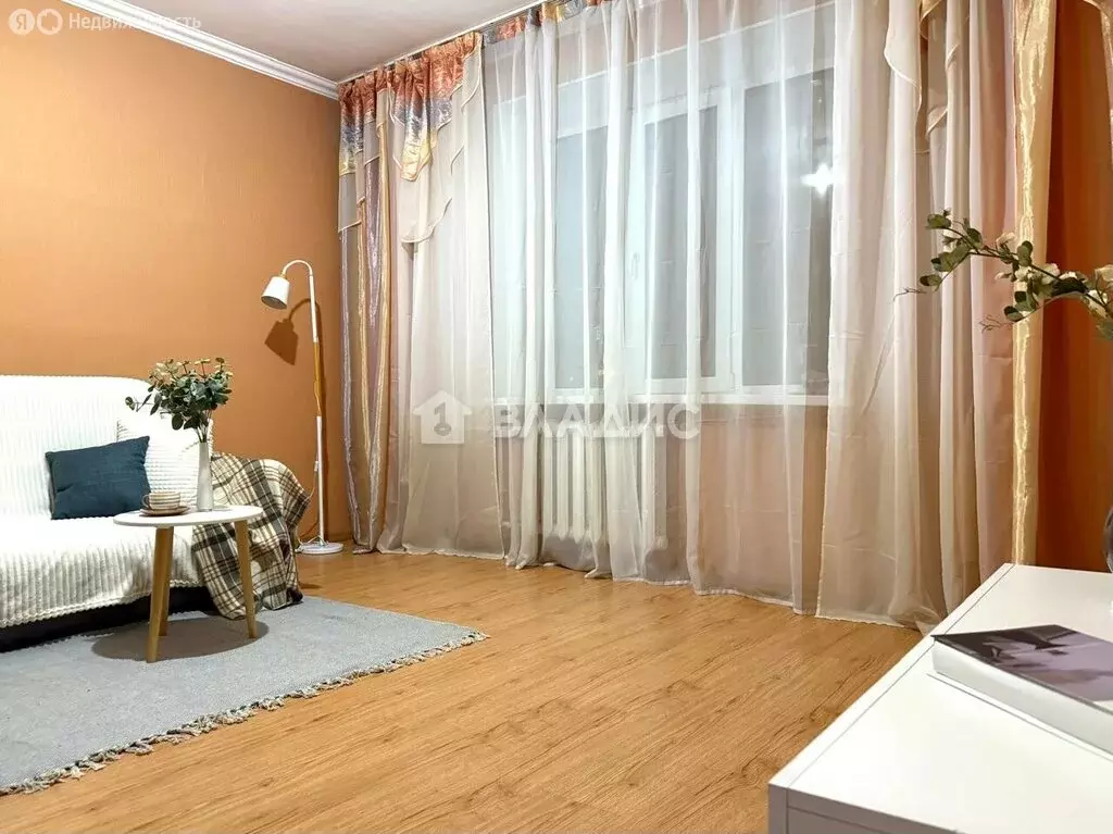 2-комнатная квартира: Пенза, улица Антонова, 16 (60 м) - Фото 1
