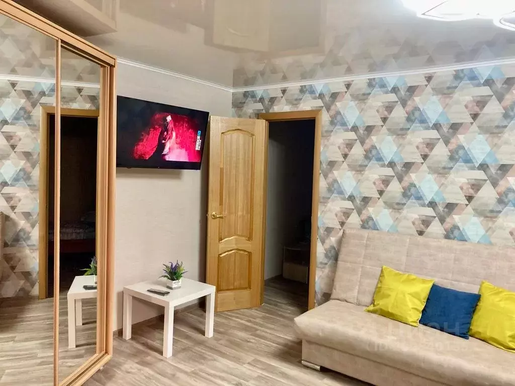 3-к кв. Башкортостан, Нефтекамск Комсомольский просп., 22 (53.0 м) - Фото 0