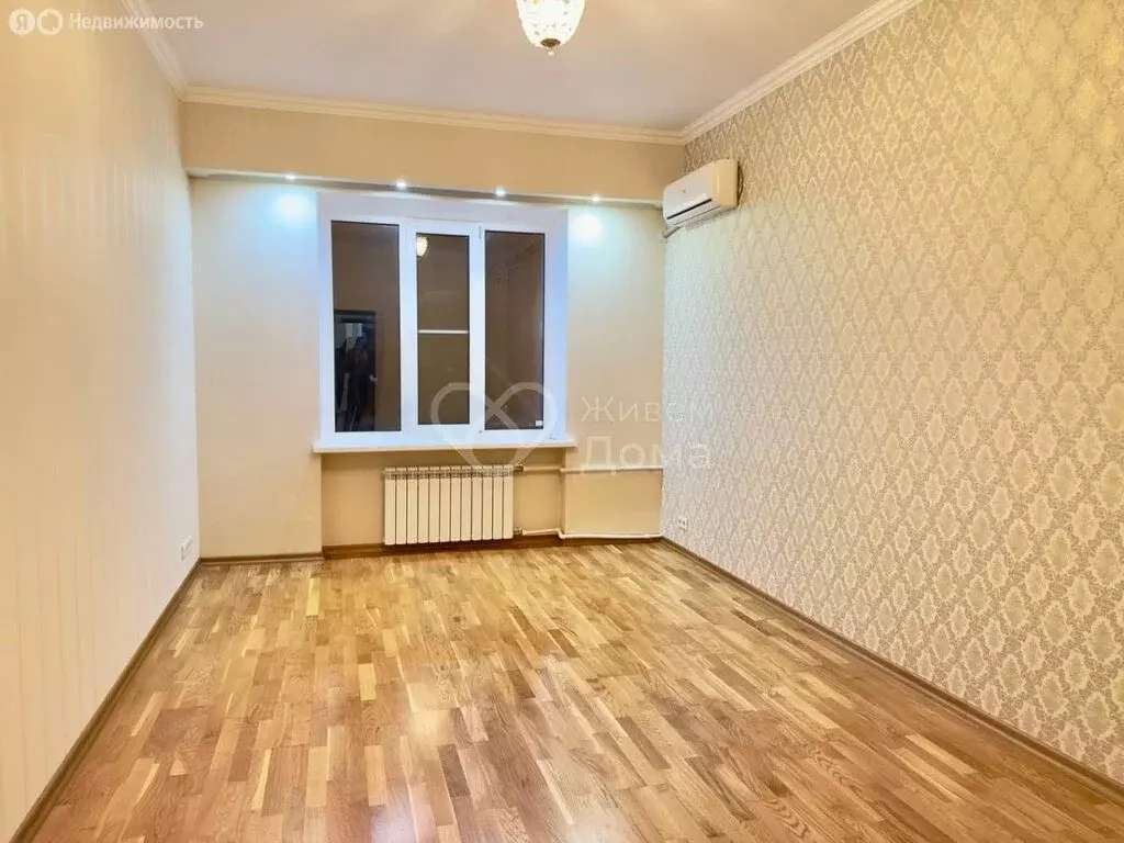 2-комнатная квартира: Волгоград, улица Таращанцев, 13 (57.2 м) - Фото 1