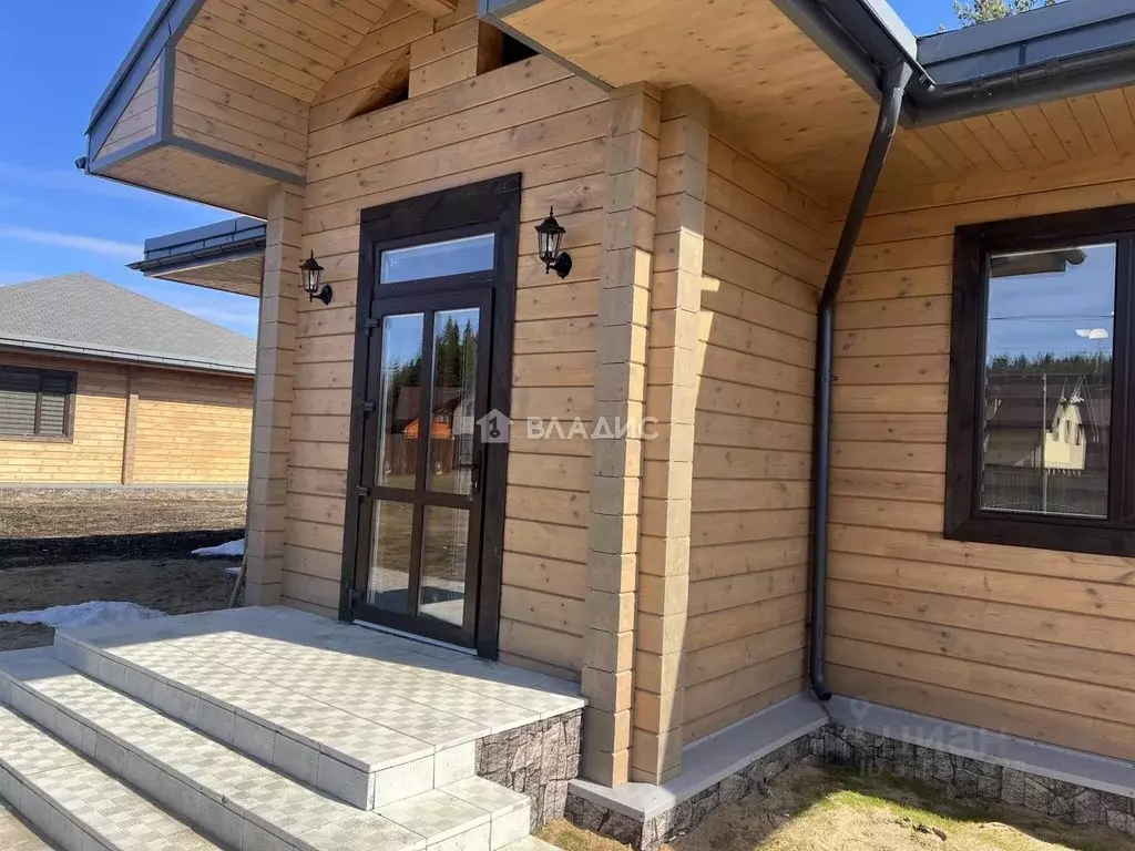Дом в Коми, Сыктывкар ул. Пузиновского, 11 (96 м) - Фото 0