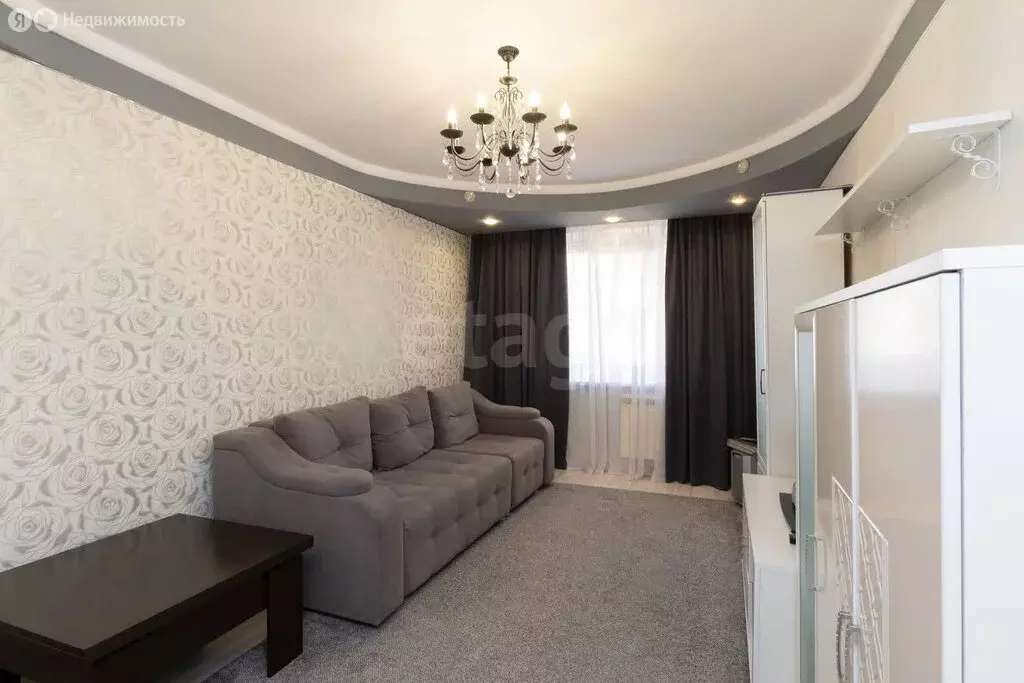 3-комнатная квартира: Тюмень, Заречный проезд, 35 (66.2 м) - Фото 1