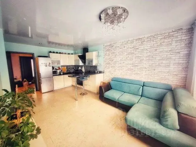 2-к кв. Омская область, Омск ул. Туполева, 2 (65.0 м) - Фото 1