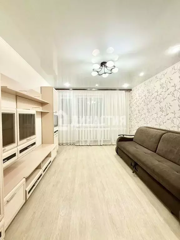 2-к кв. Пензенская область, Пенза просп. Строителей, 21 (47.4 м) - Фото 2