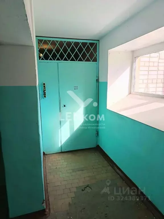 1-к кв. Удмуртия, Ижевск Воткинское ш., 128А (33.8 м) - Фото 2