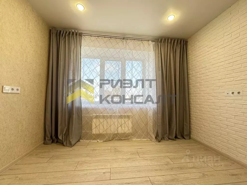 Студия Омская область, Омск ул. Рабиновича, 91 (17.6 м) - Фото 2