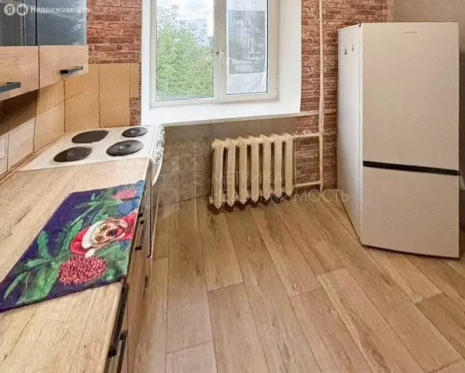 2-комнатная квартира: Тюмень, улица Мельникайте, 96 (45 м) - Фото 1