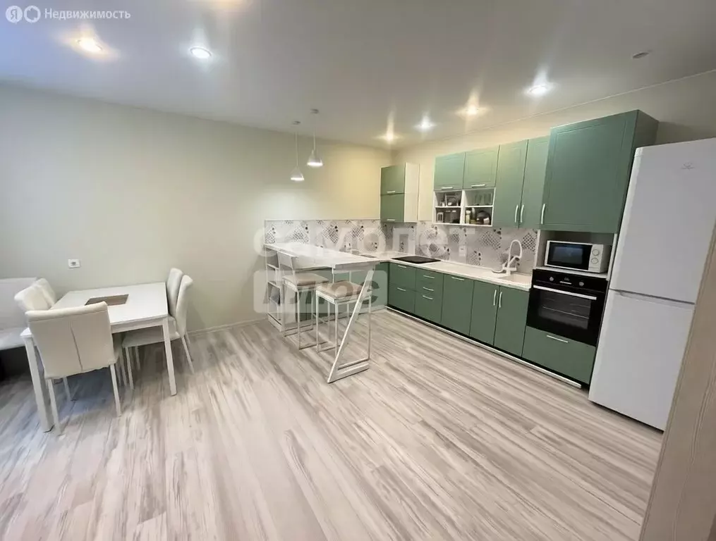 3-комнатная квартира: Ижевск, улица Максима Горького, 163 (76.26 м) - Фото 1